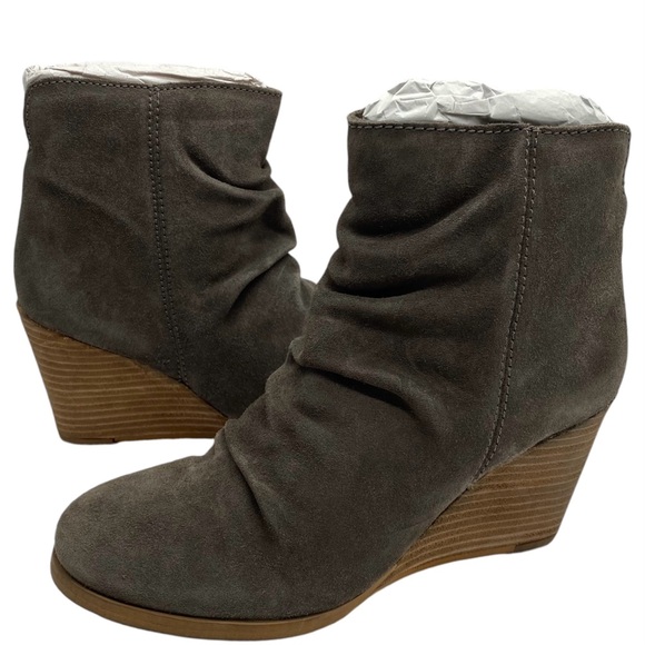 Diba Womens Shoes Bailey Boots Sz 8.5 Taupe Gray Suede Leather Ankle Wedge New - Picture 2 of 12